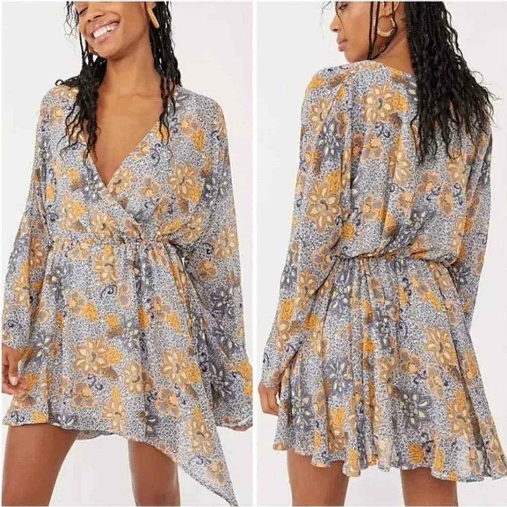 Free People | Teegan Sky Combo Floral Print V-Neck Long Sleeve - Picture 1 of 5